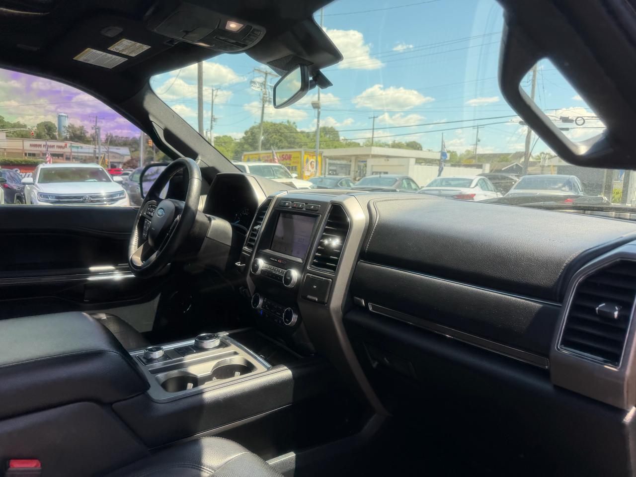 Ford Expedition  2019