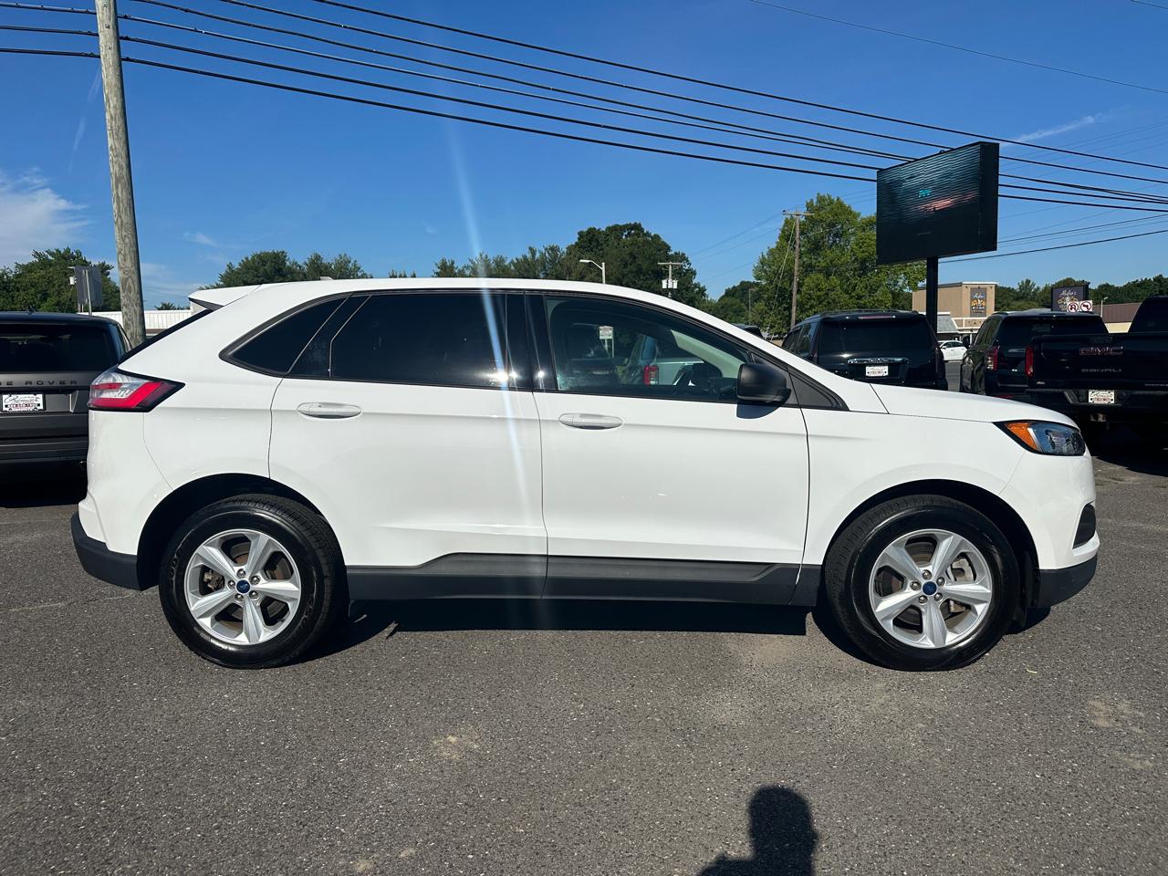 Ford Edge  2021