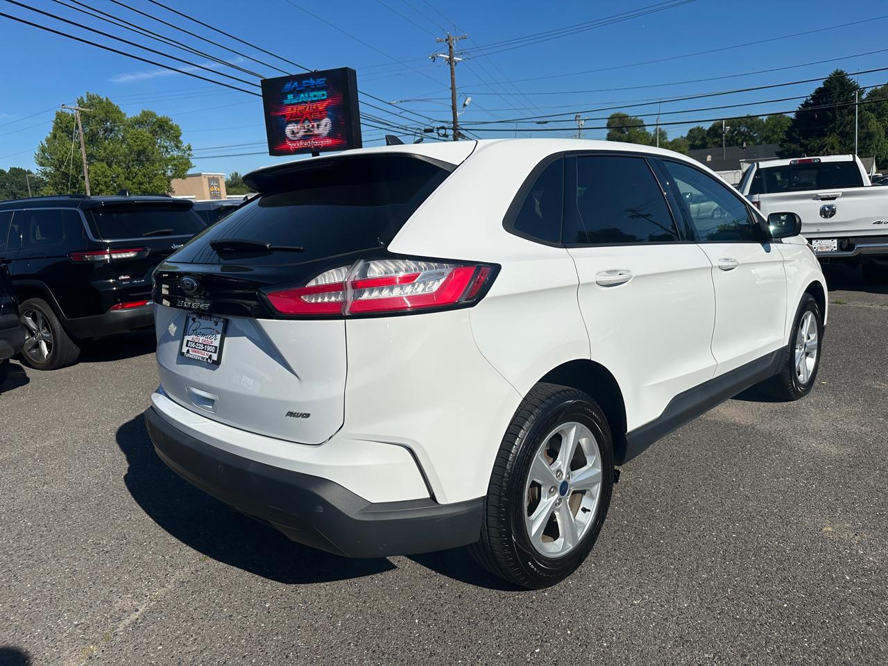 Ford Edge  2021