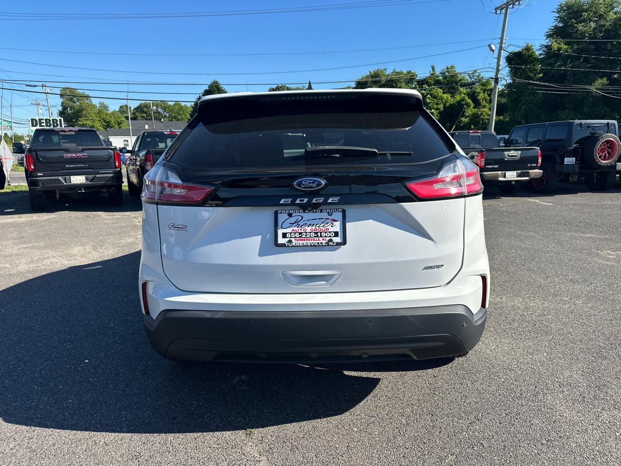 Ford Edge  2021