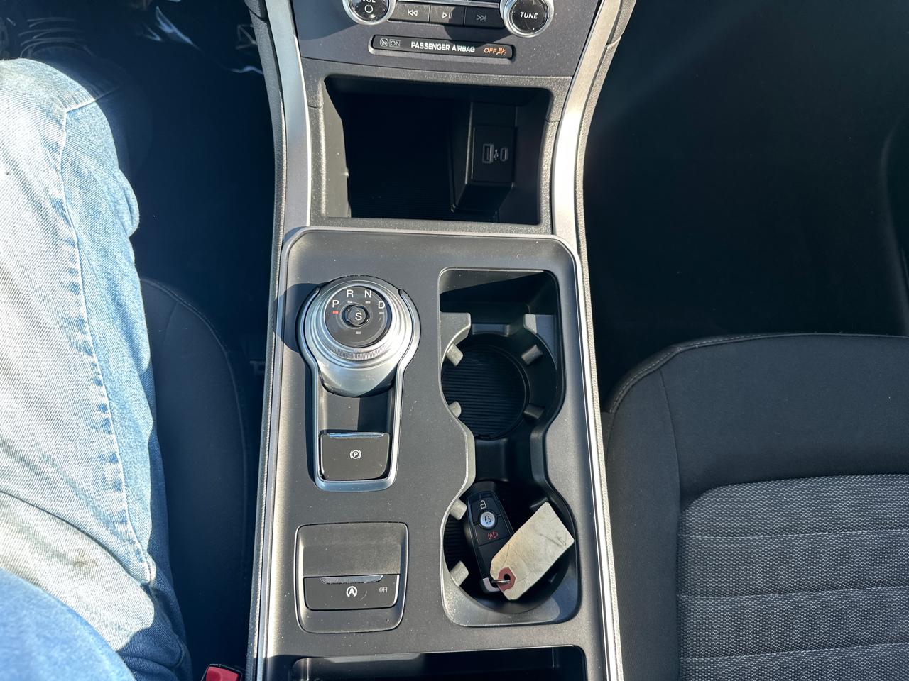 Ford Edge  2021