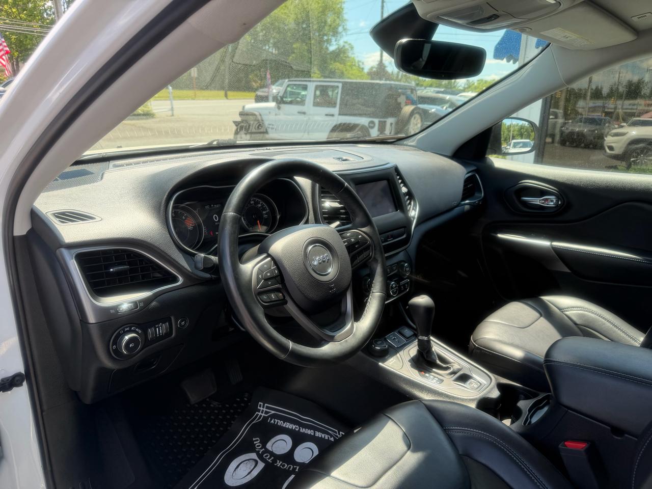 Jeep Cherokee  2019