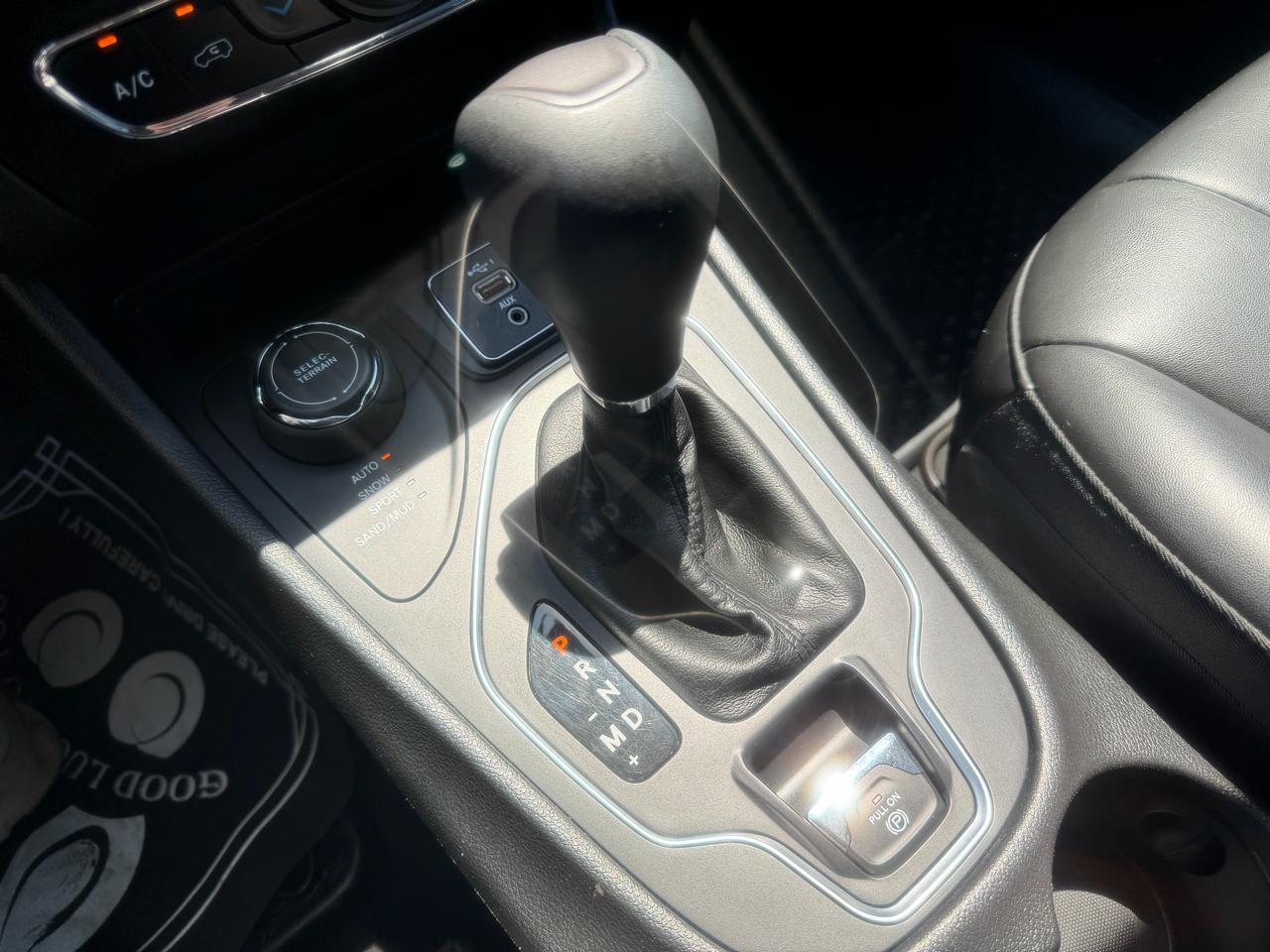 Jeep Cherokee  2019