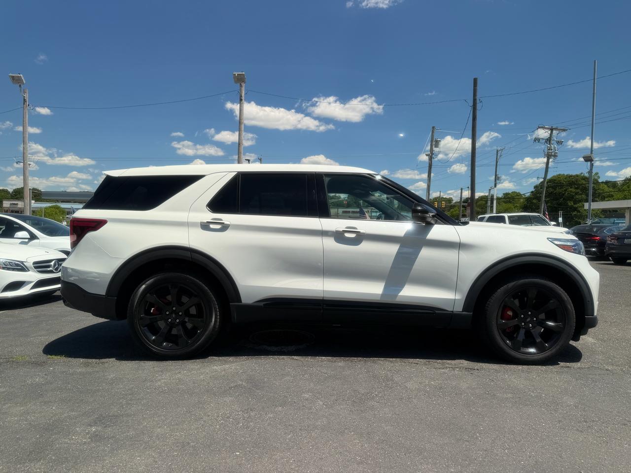 Ford Explorer  2022