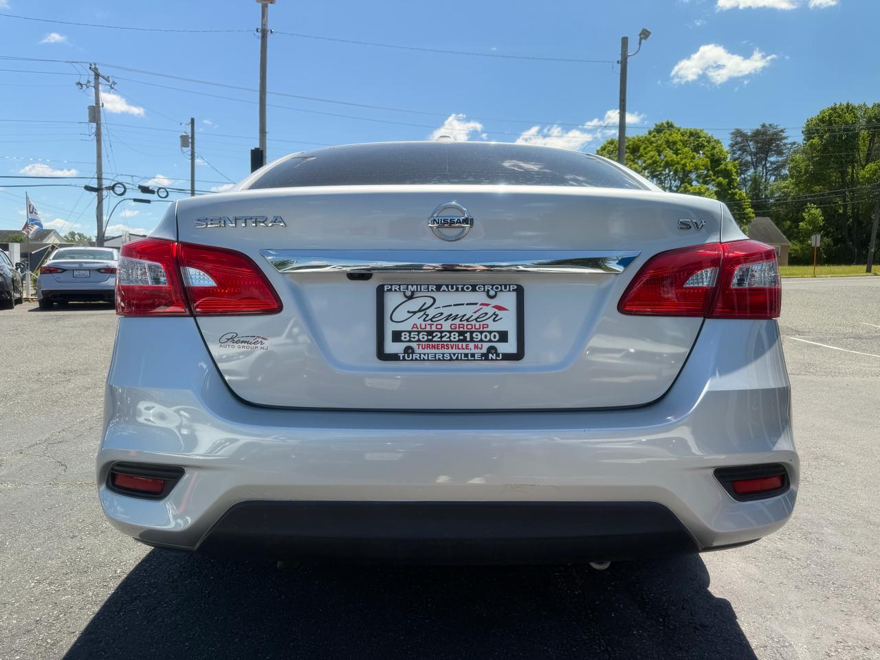Nissan Sentra  2019