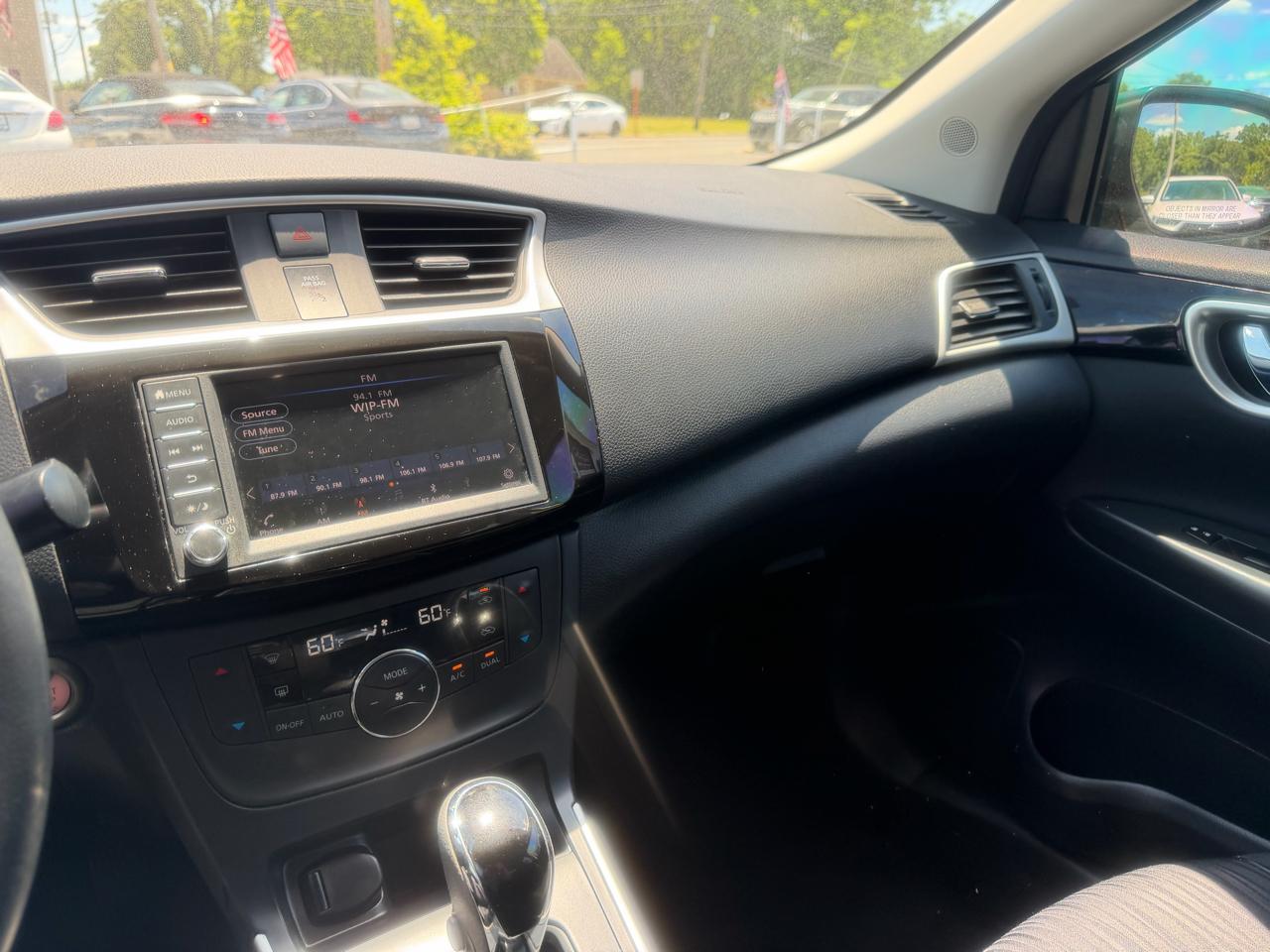 Nissan Sentra  2019