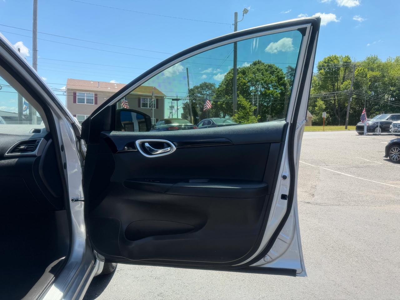 Nissan Sentra  2019