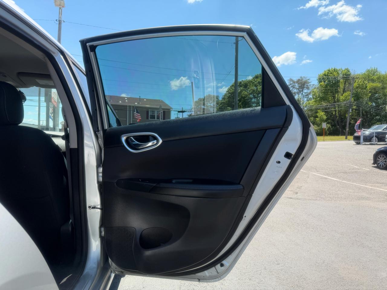 Nissan Sentra  2019