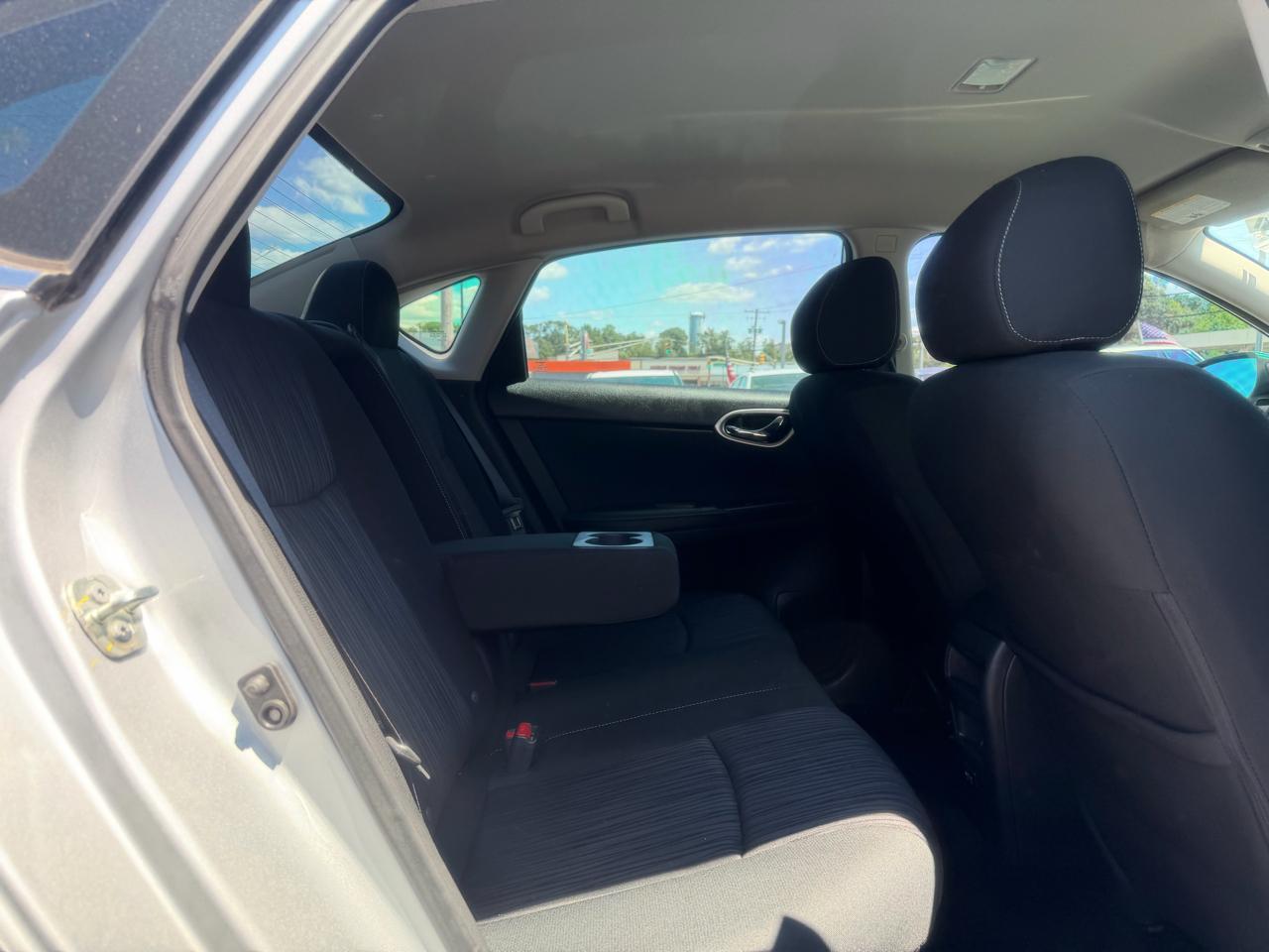 Nissan Sentra  2019
