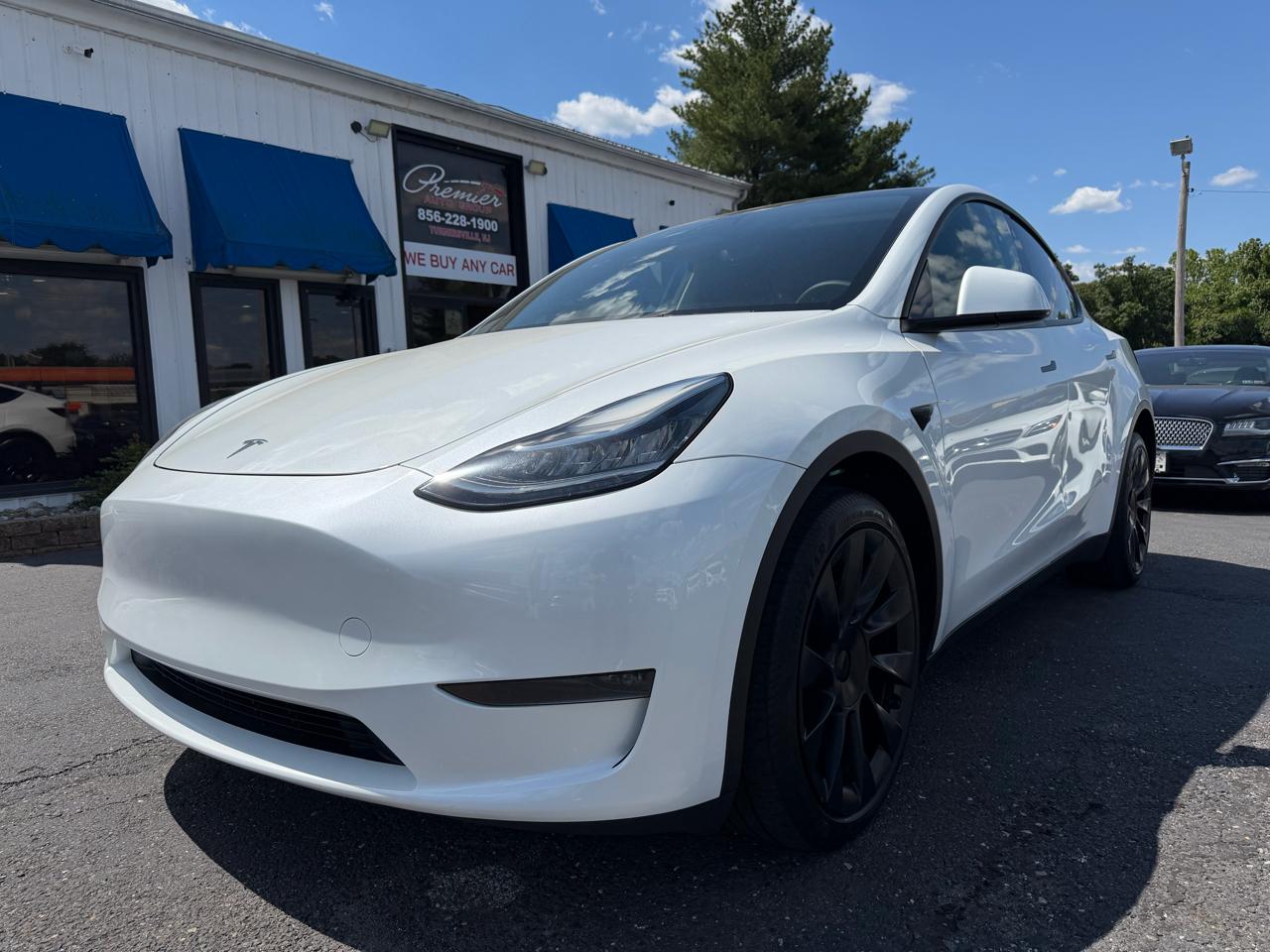 Tesla Model Y  2023