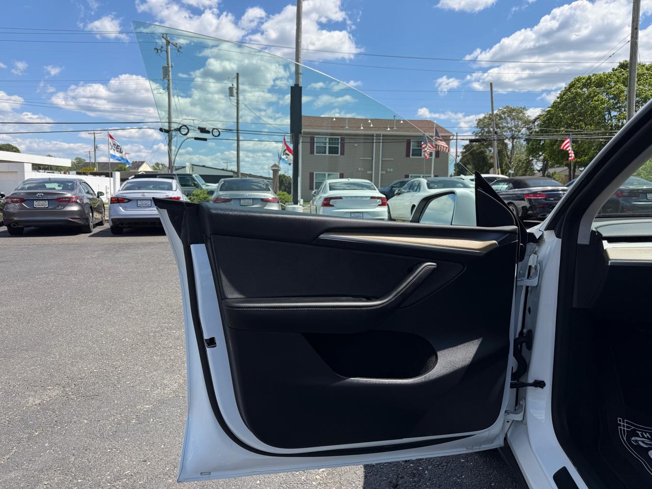 Tesla Model Y  2023