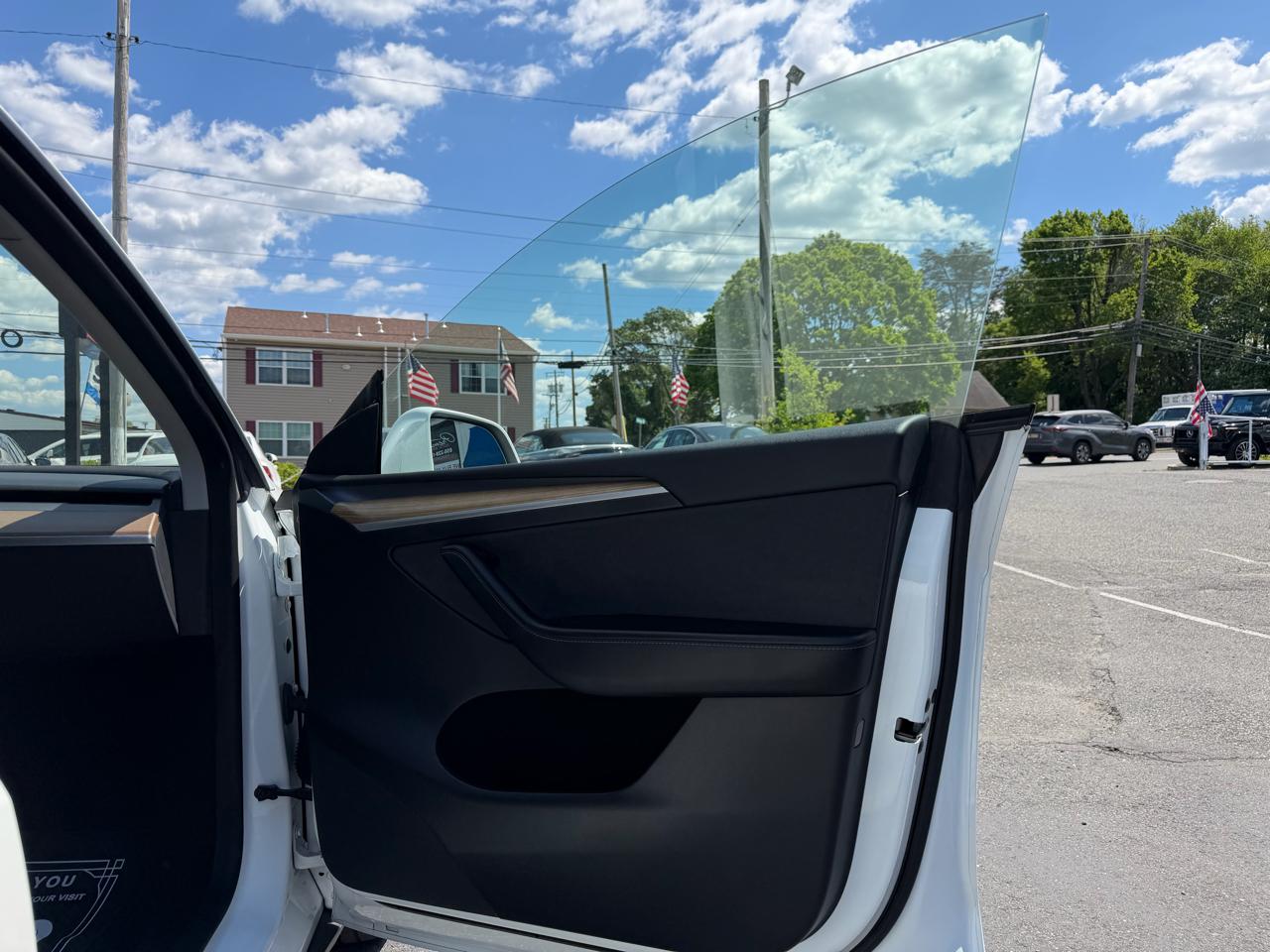 Tesla Model Y  2023