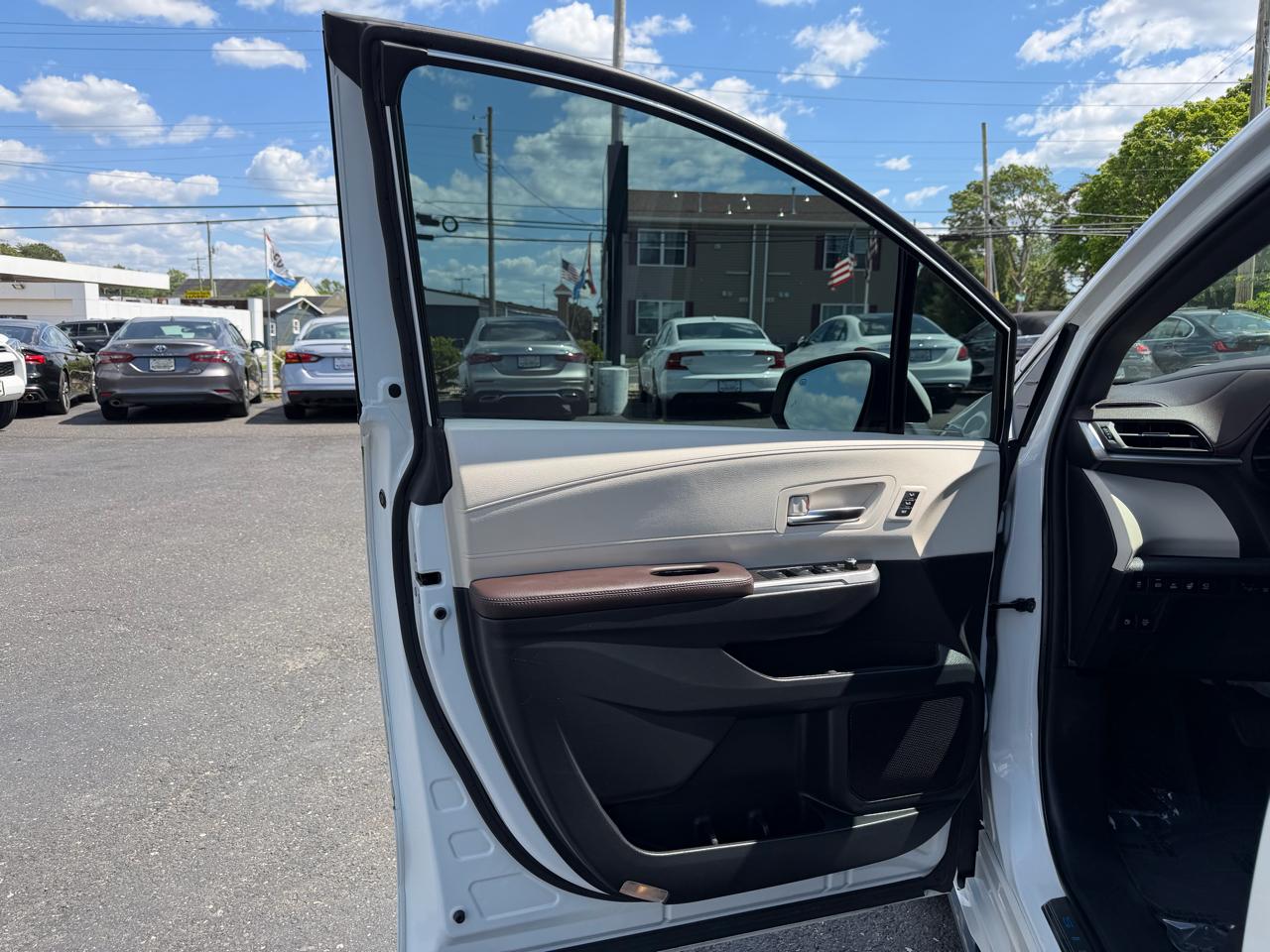 Toyota Sienna  2021
