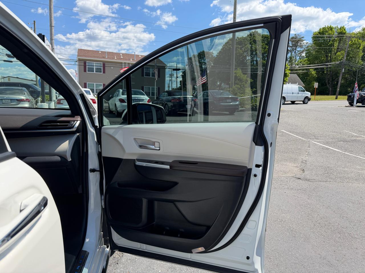 Toyota Sienna  2021