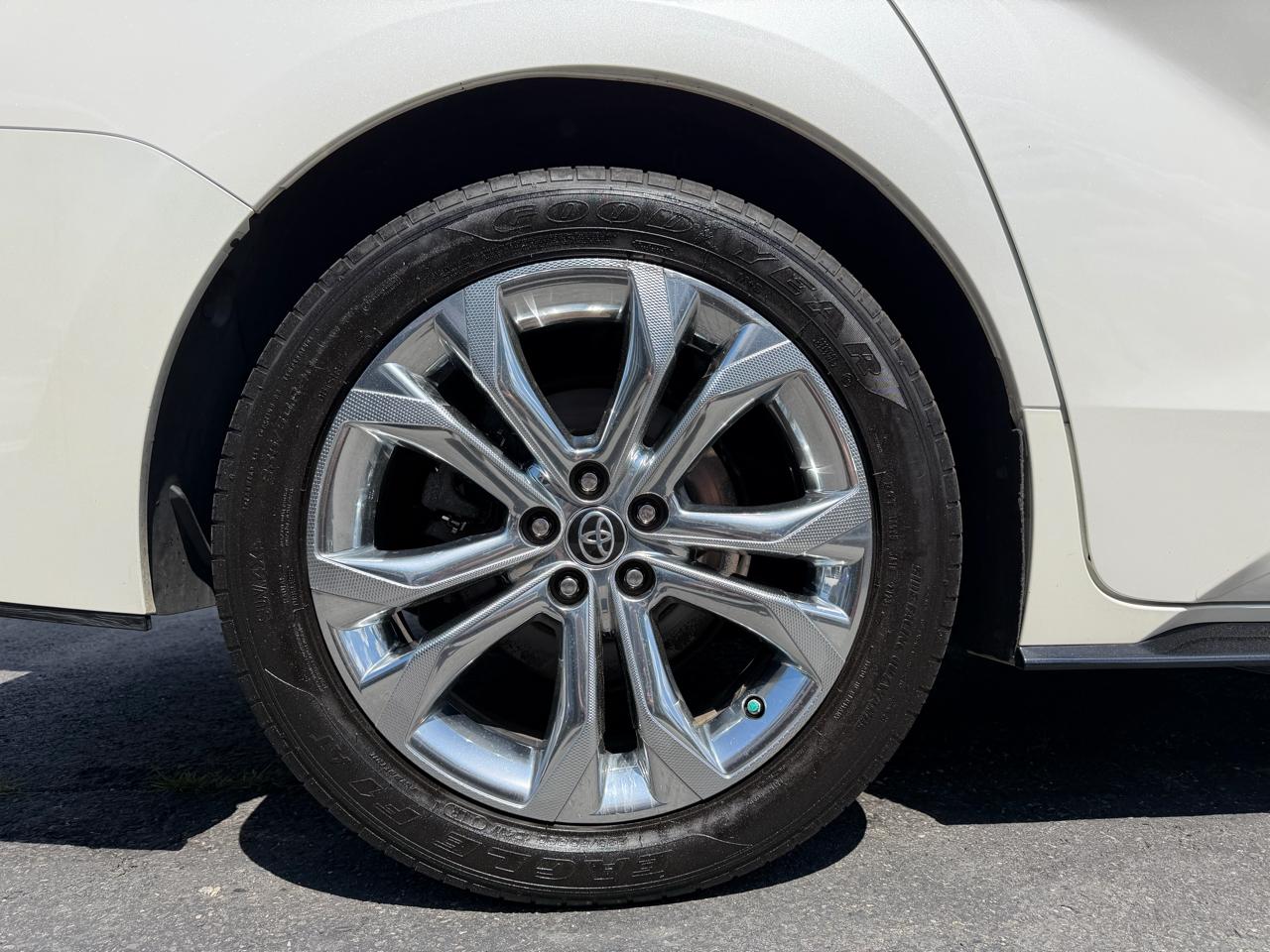 Toyota Sienna  2021