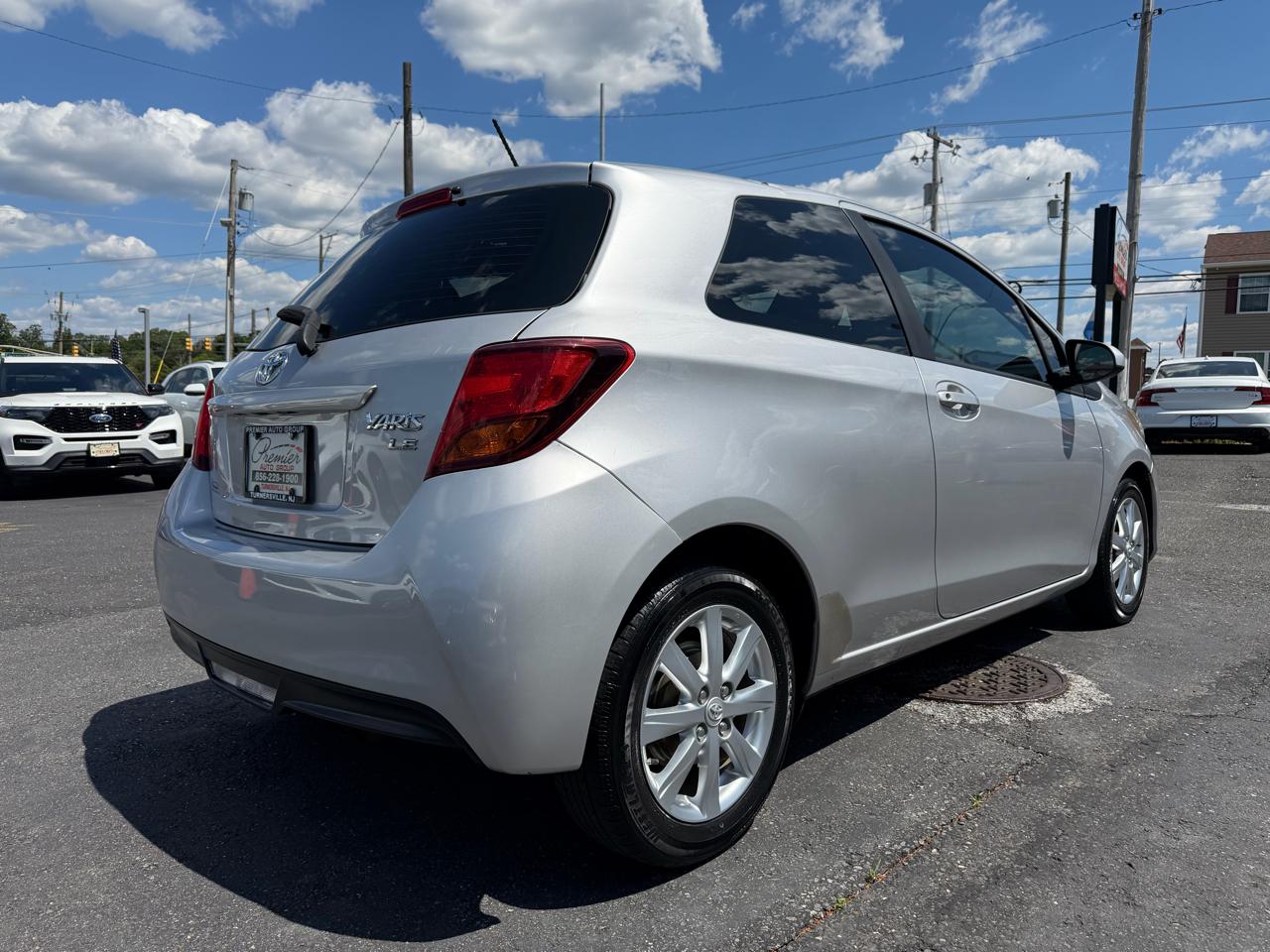 Toyota Yaris  2015