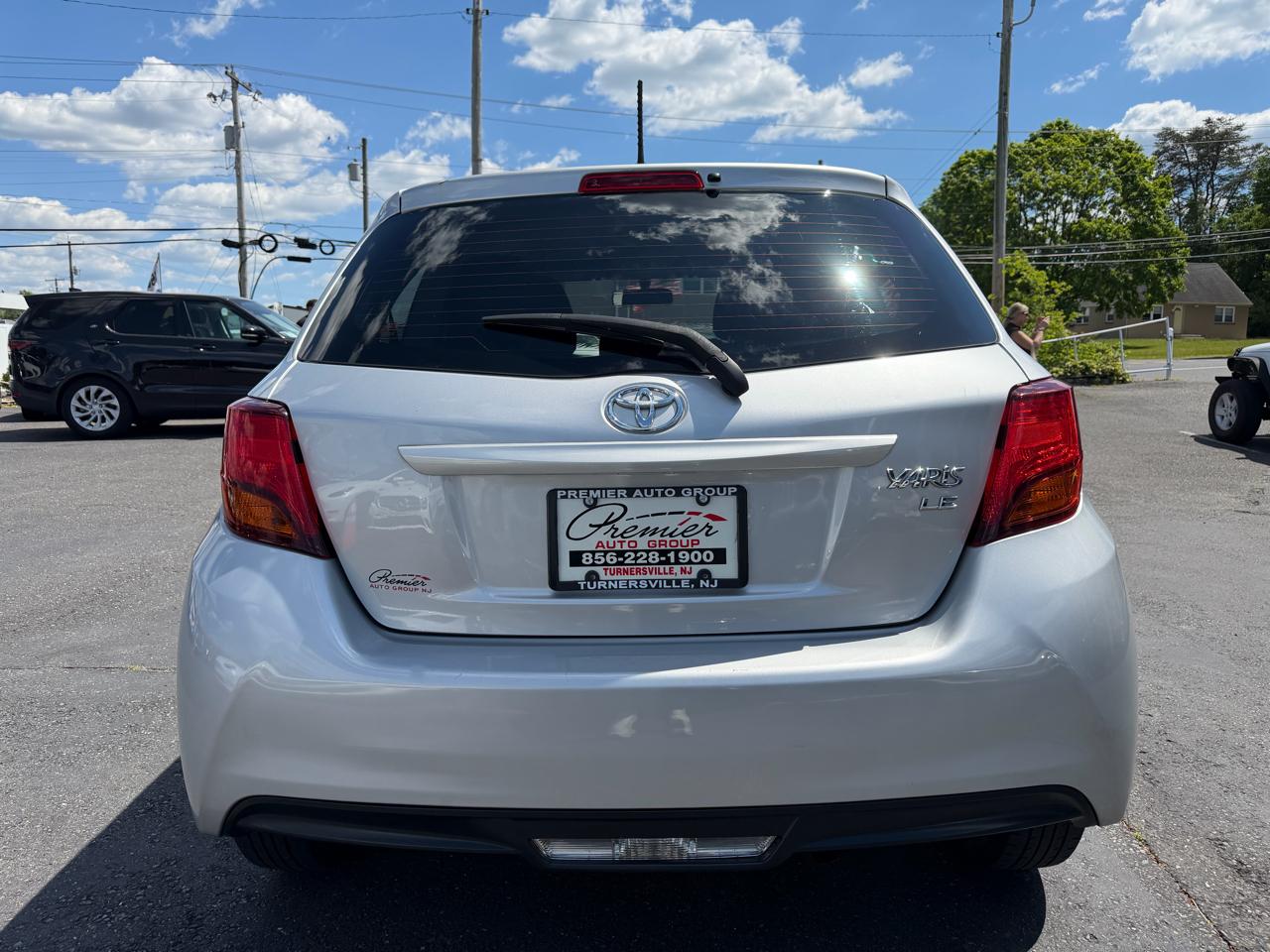 Toyota Yaris  2015