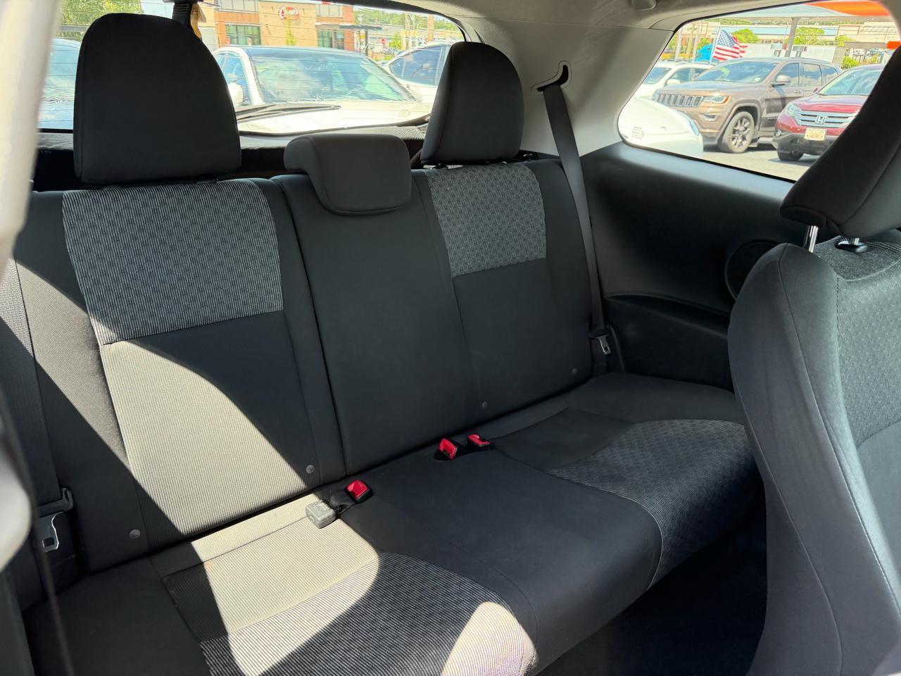 Toyota Yaris  2015