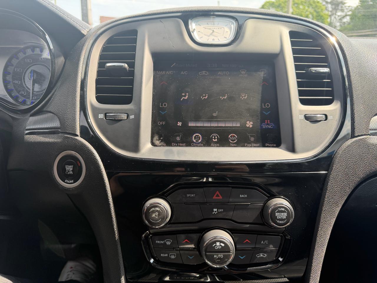 Chrysler 300  2015