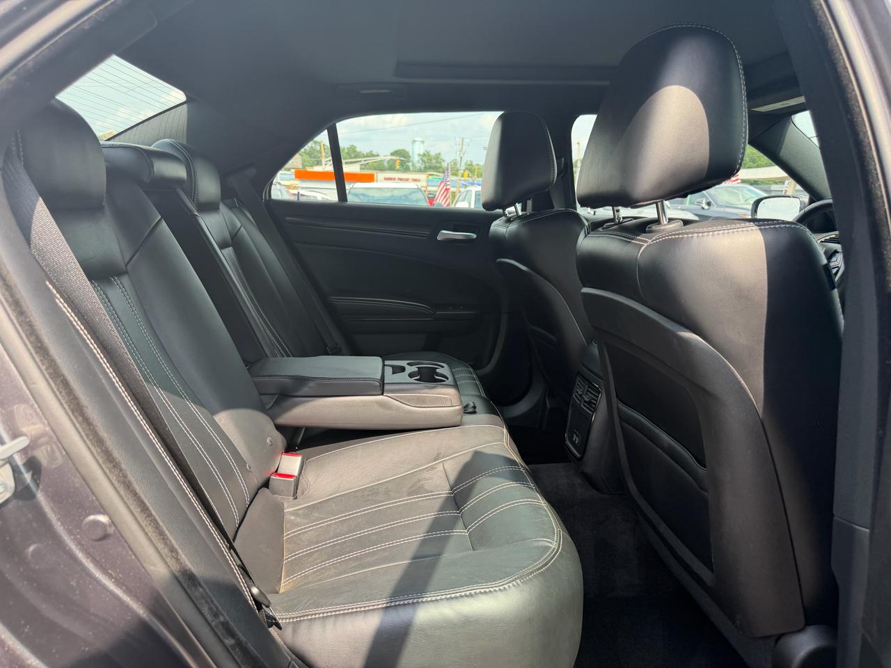 Chrysler 300  2015