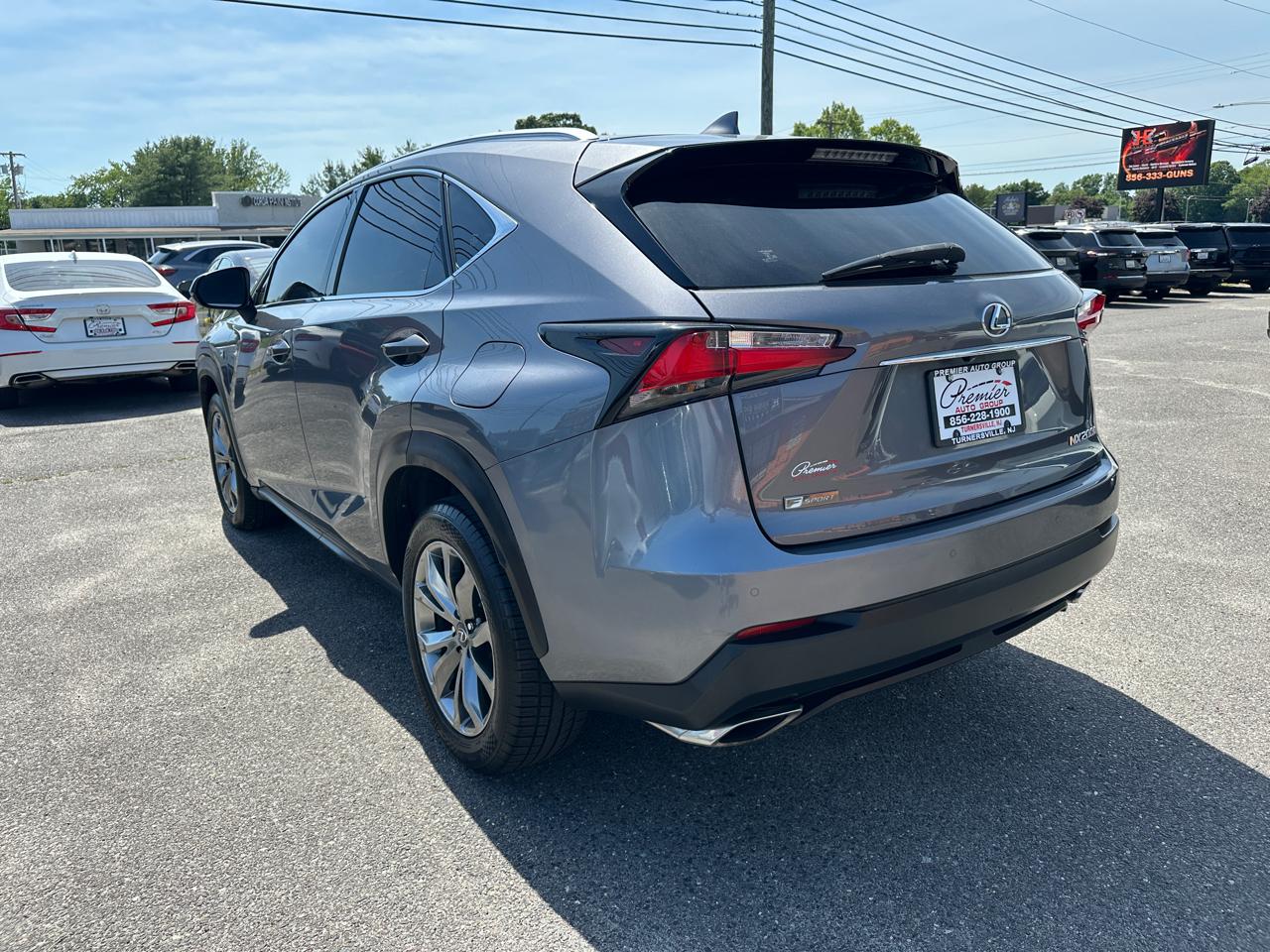 Lexus NX  2017