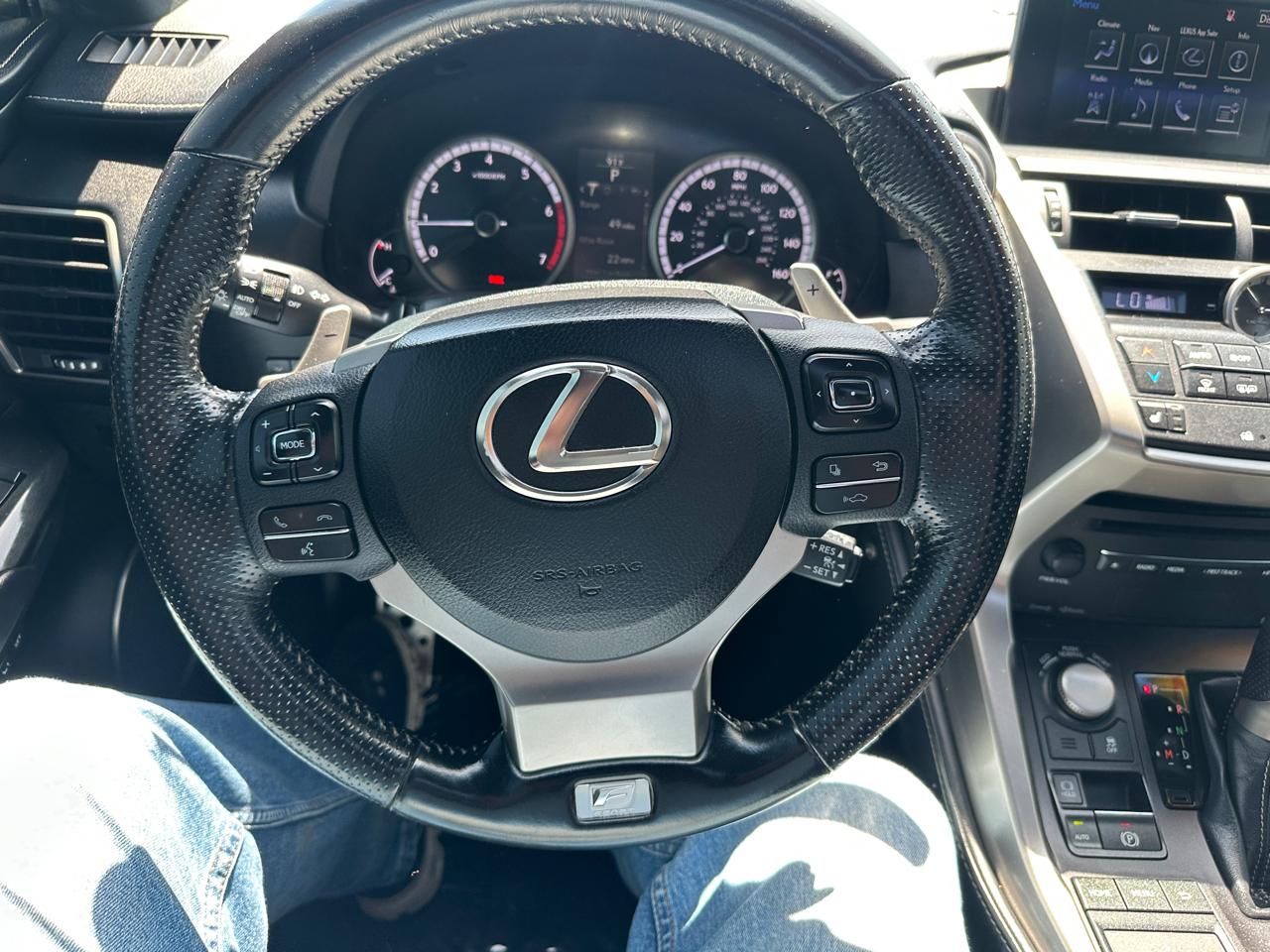 Lexus NX  2017