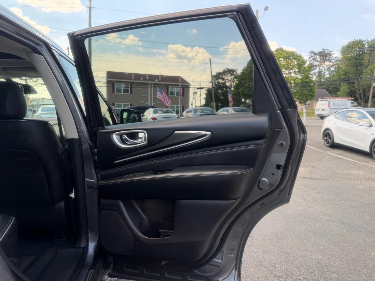 Infiniti QX60  2020