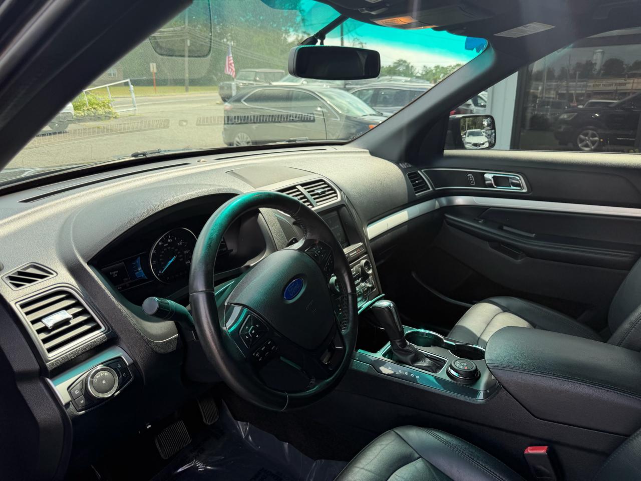 Ford Explorer  2016