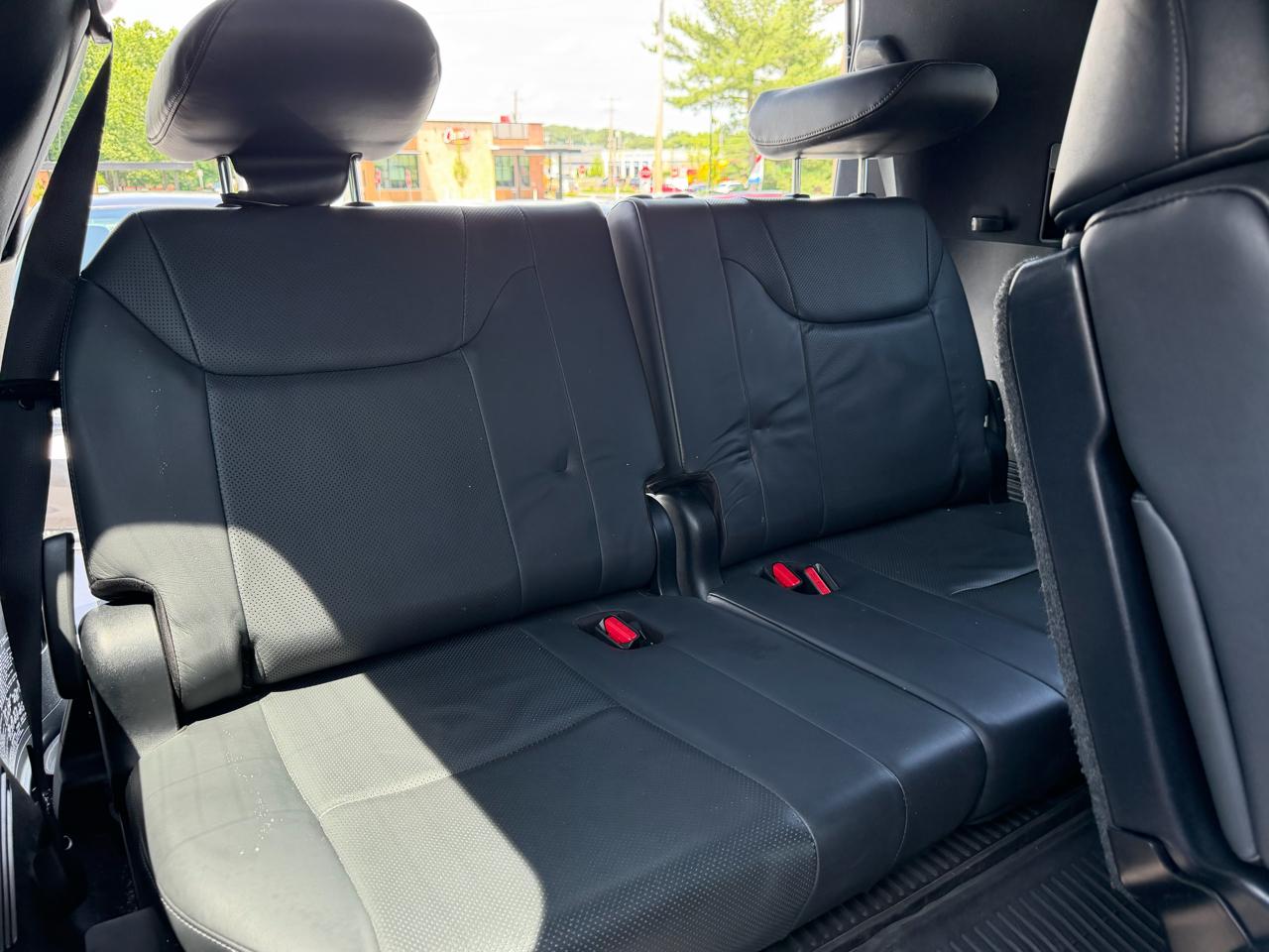 Lexus LX  2021