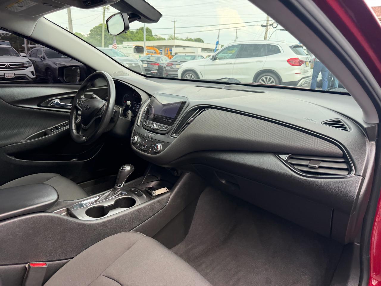 Chevrolet Malibu  2019