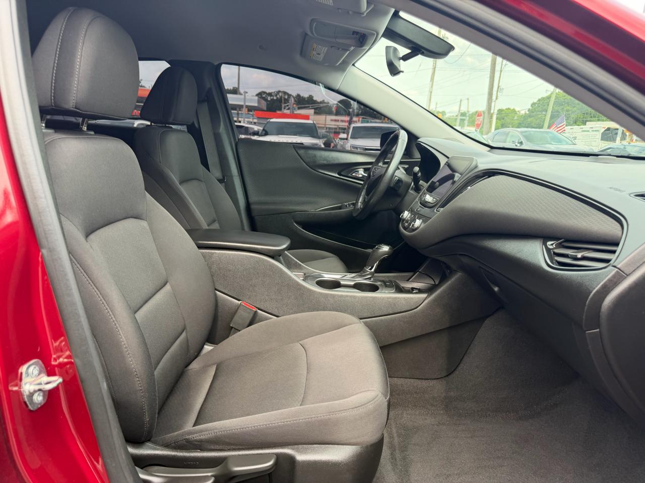 Chevrolet Malibu  2019
