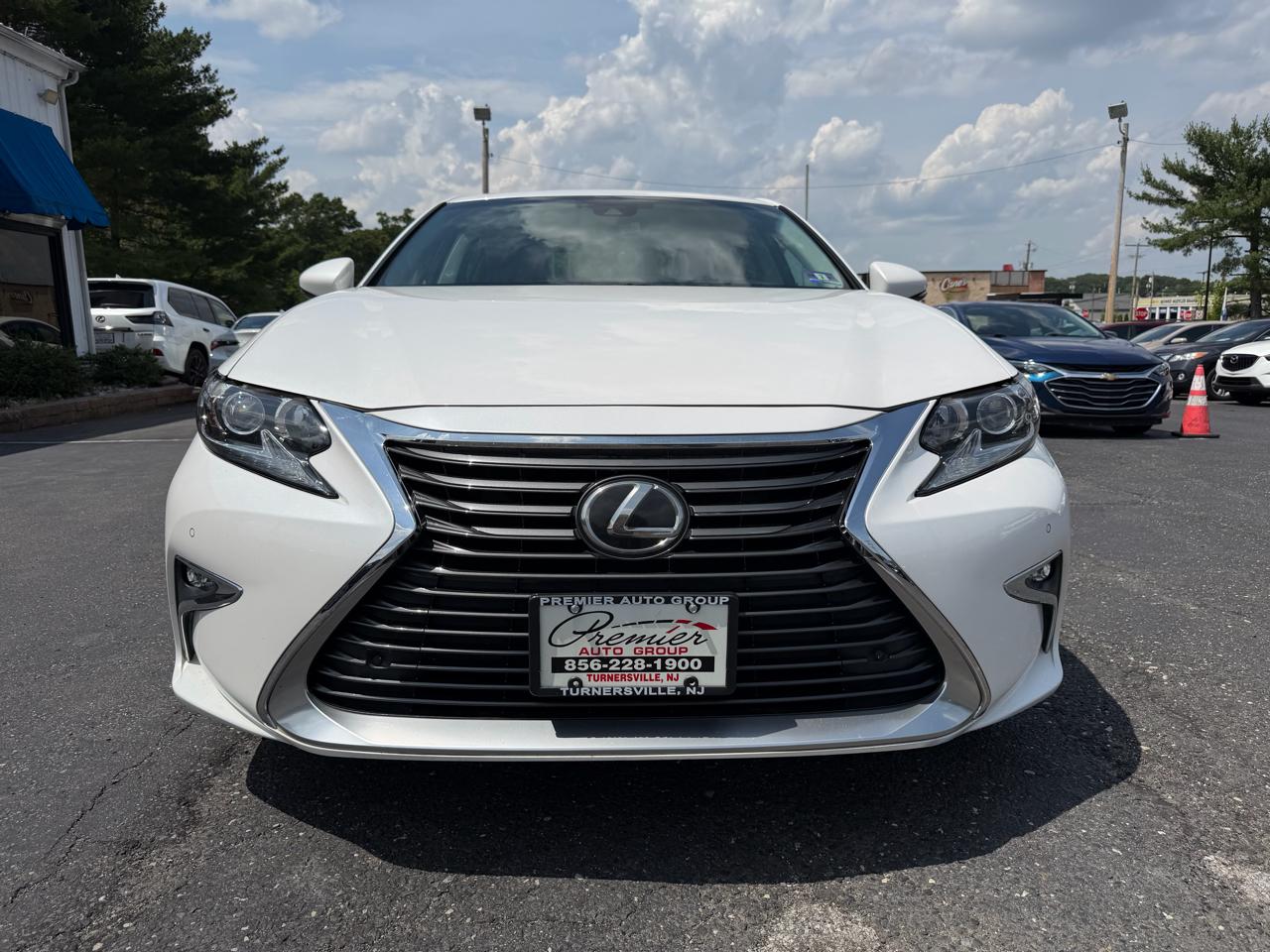 Lexus ES  2017