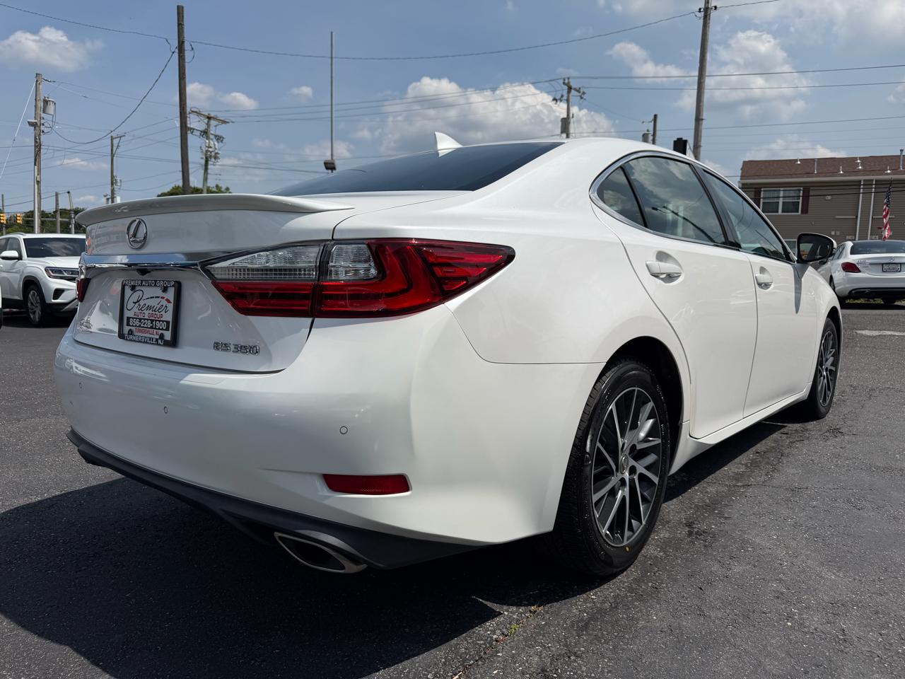 Lexus ES  2017