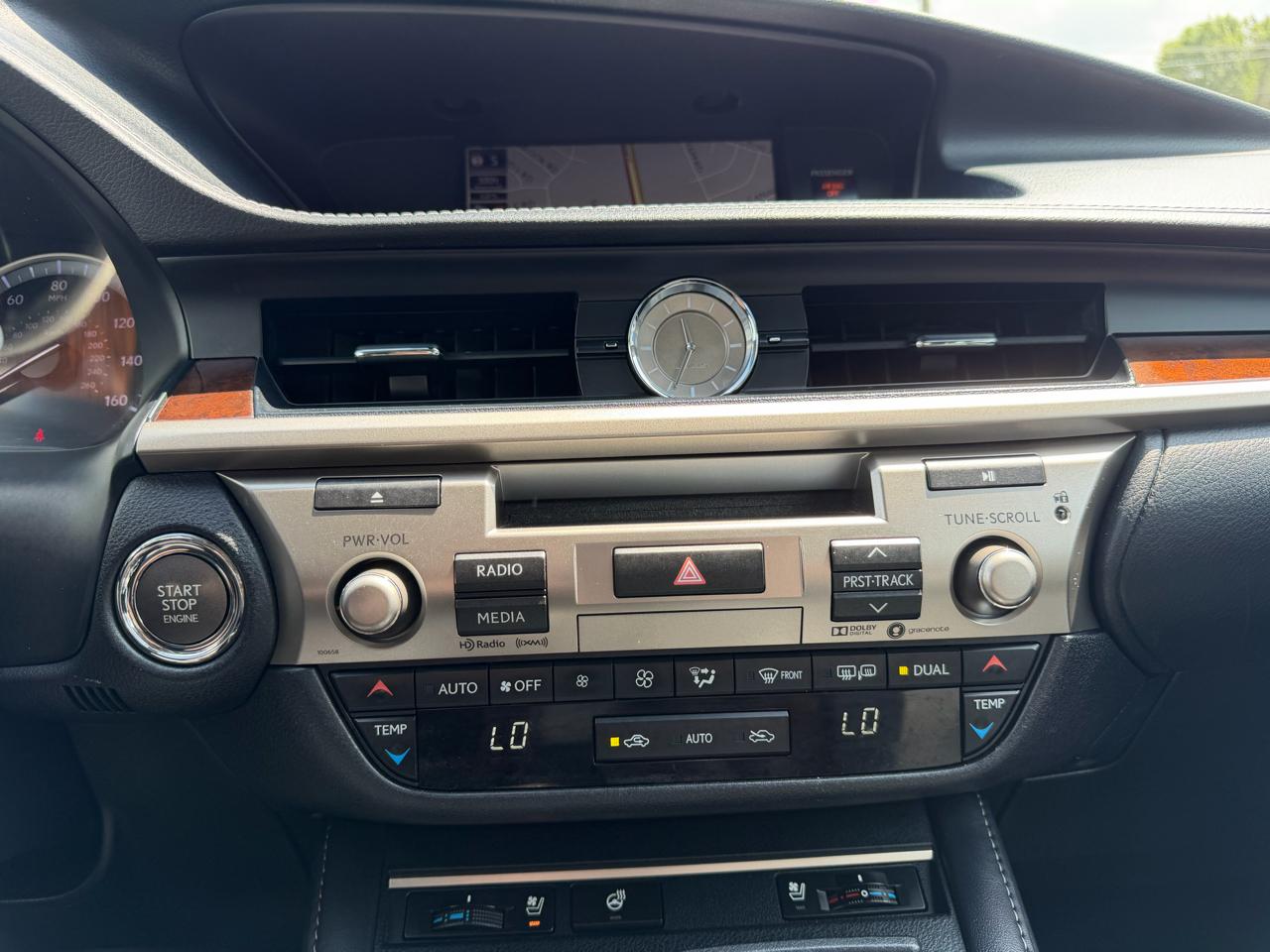 Lexus ES  2017