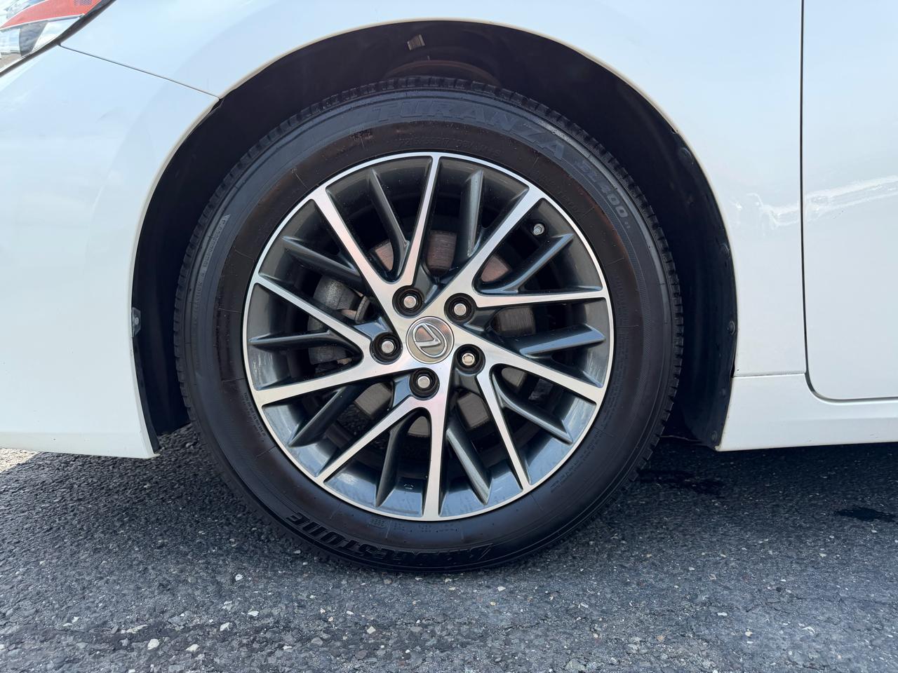 Lexus ES  2017