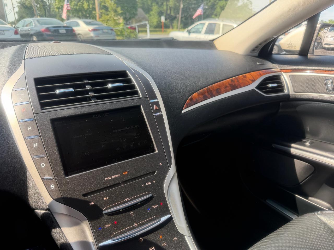 Lincoln MKZ  2016