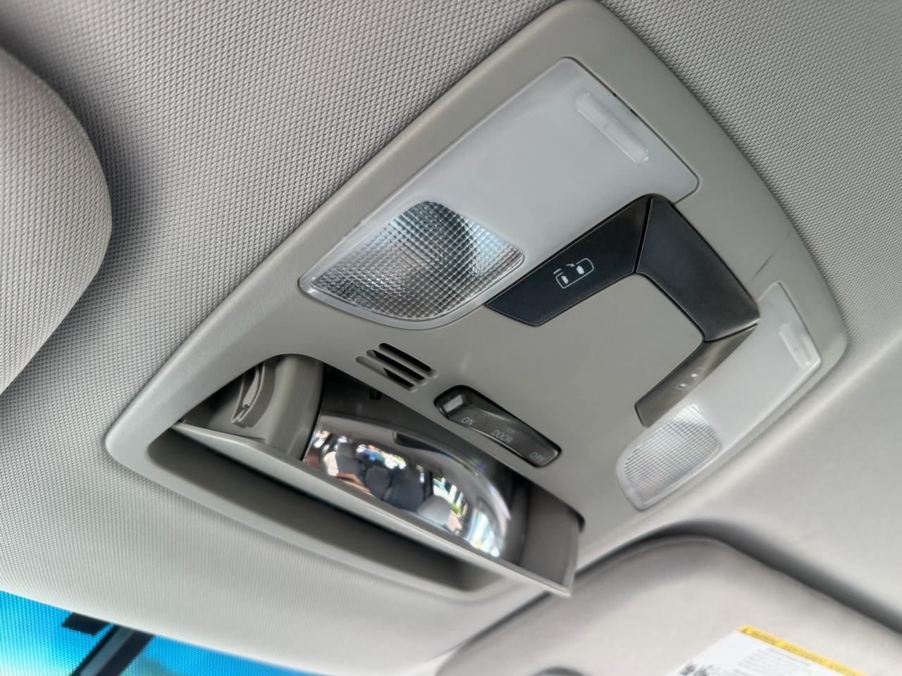Toyota Sienna  2017