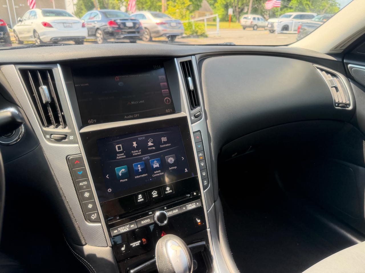 Infiniti Q50  2015