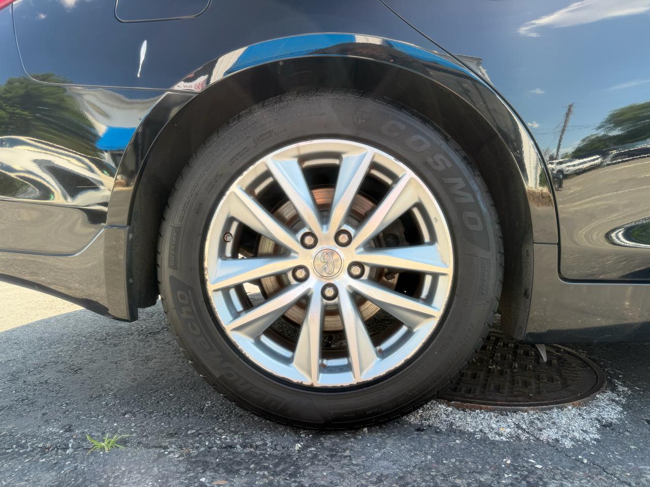 Infiniti Q50  2015