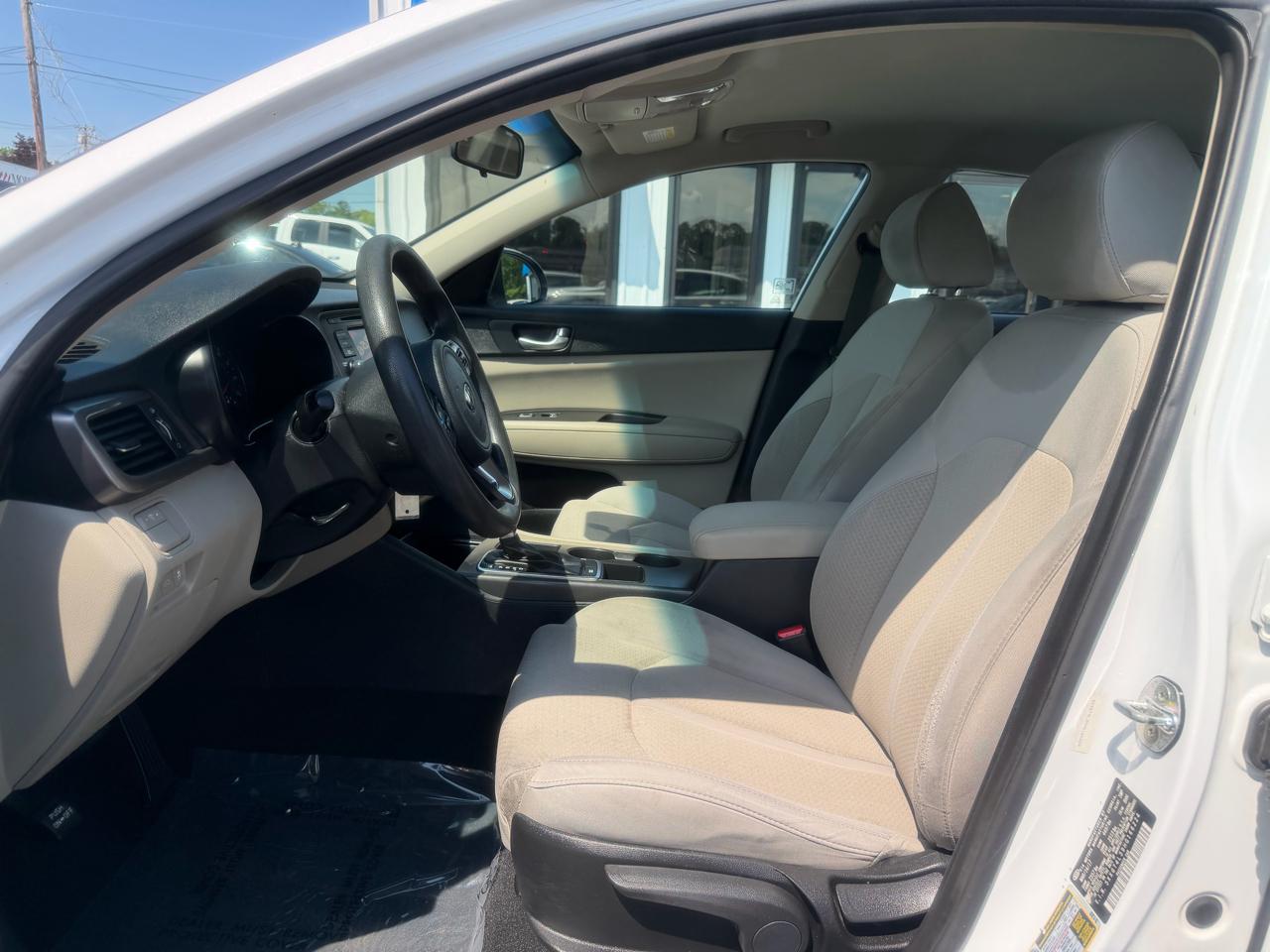 Kia Optima  2017