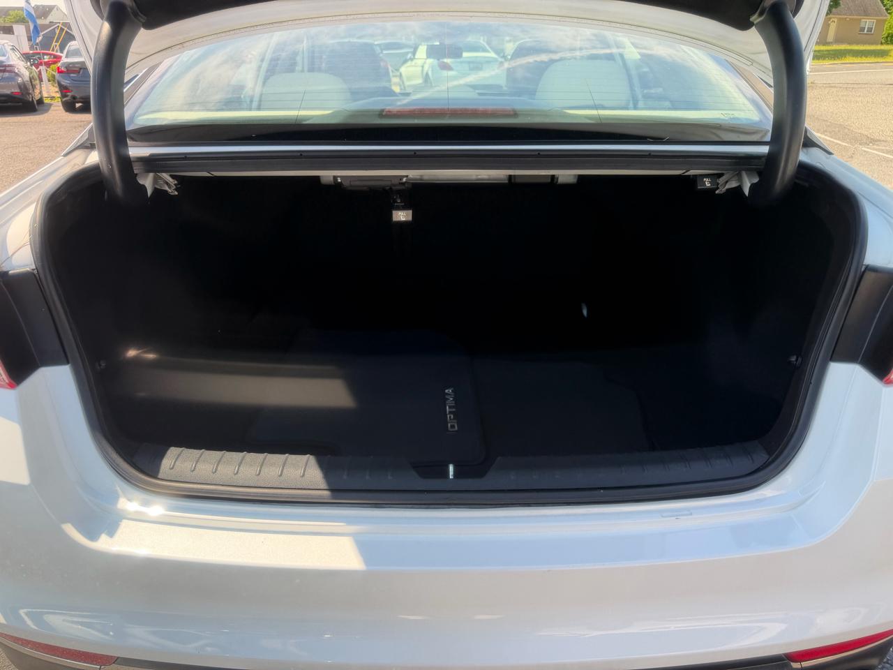 Kia Optima  2017