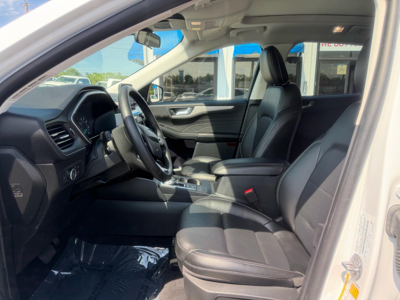 Ford Escape  2022