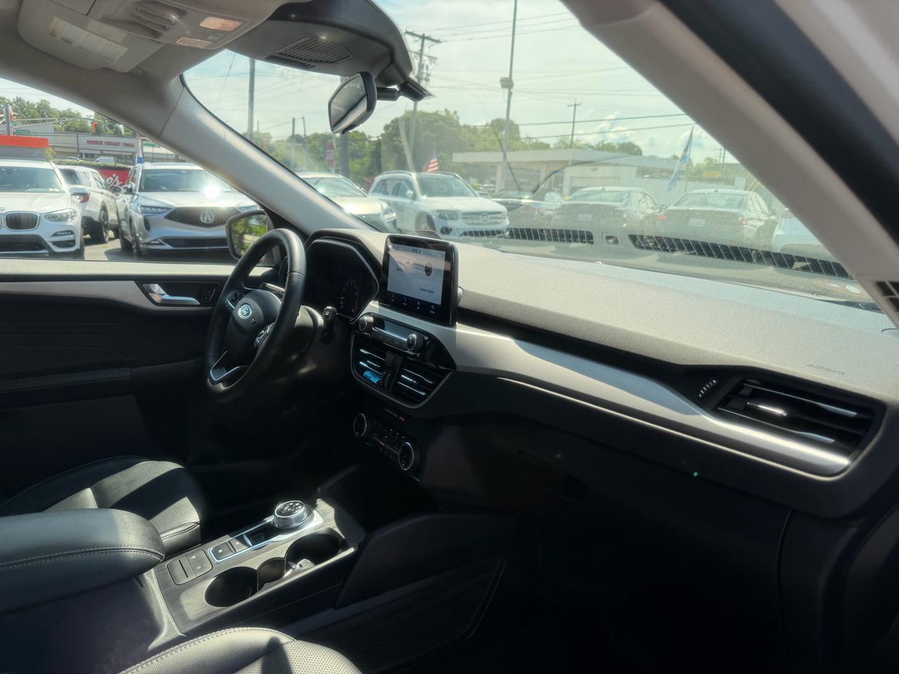 Ford Escape  2022
