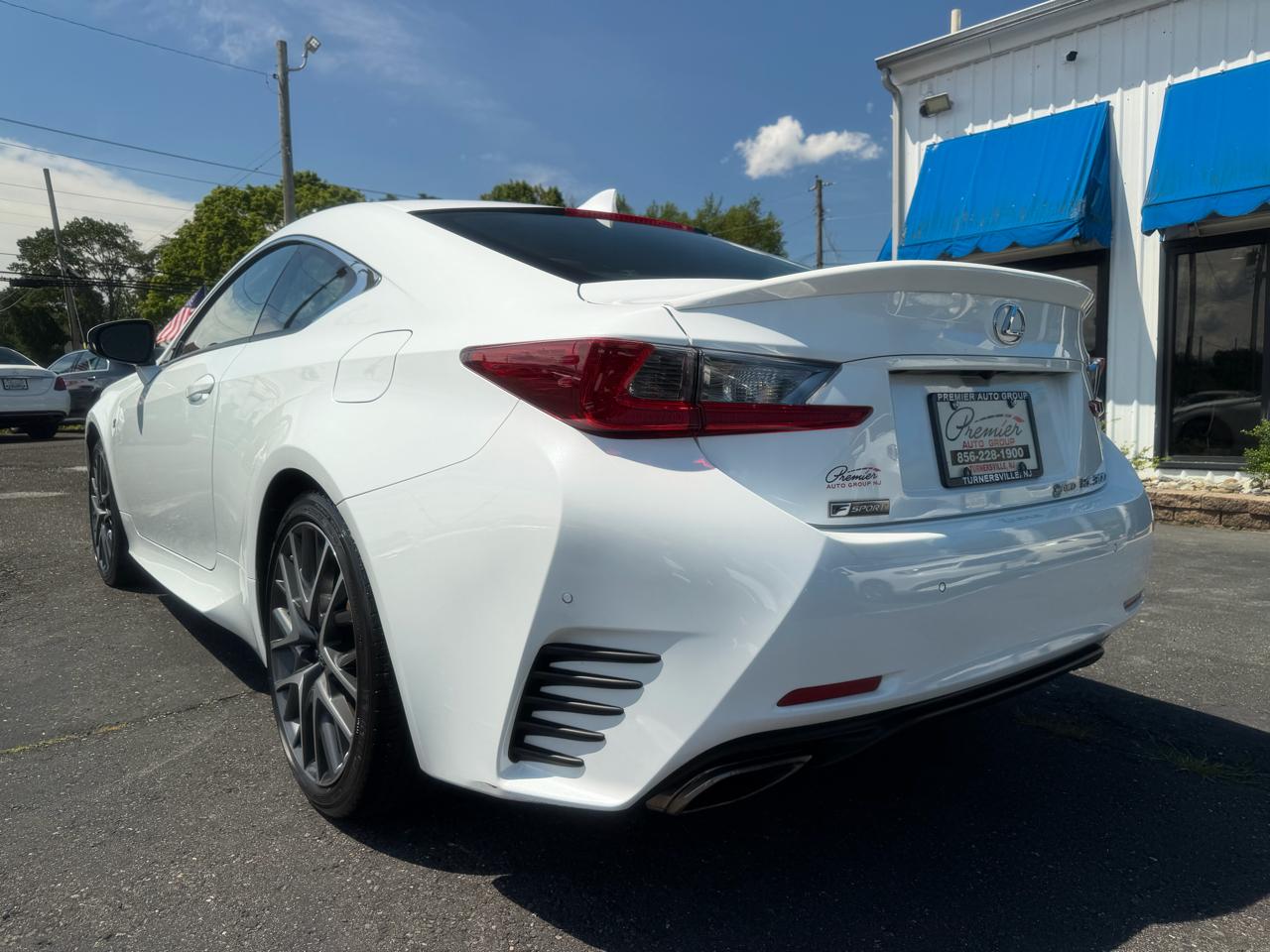 Lexus RC 300  2016