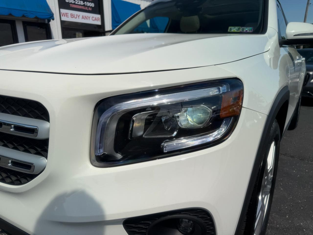 Mercedes-Benz GLB  2021