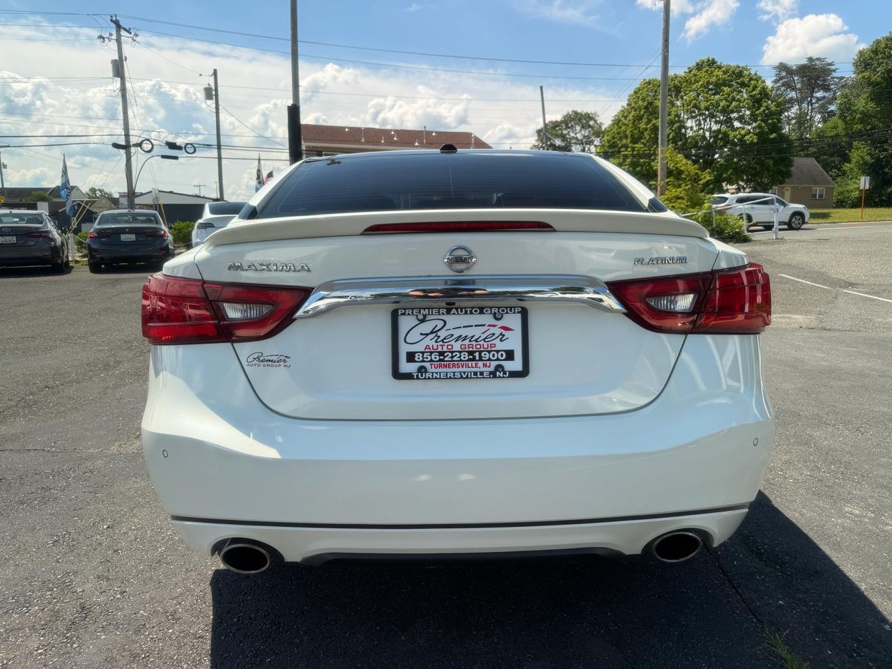 Nissan Maxima  2016