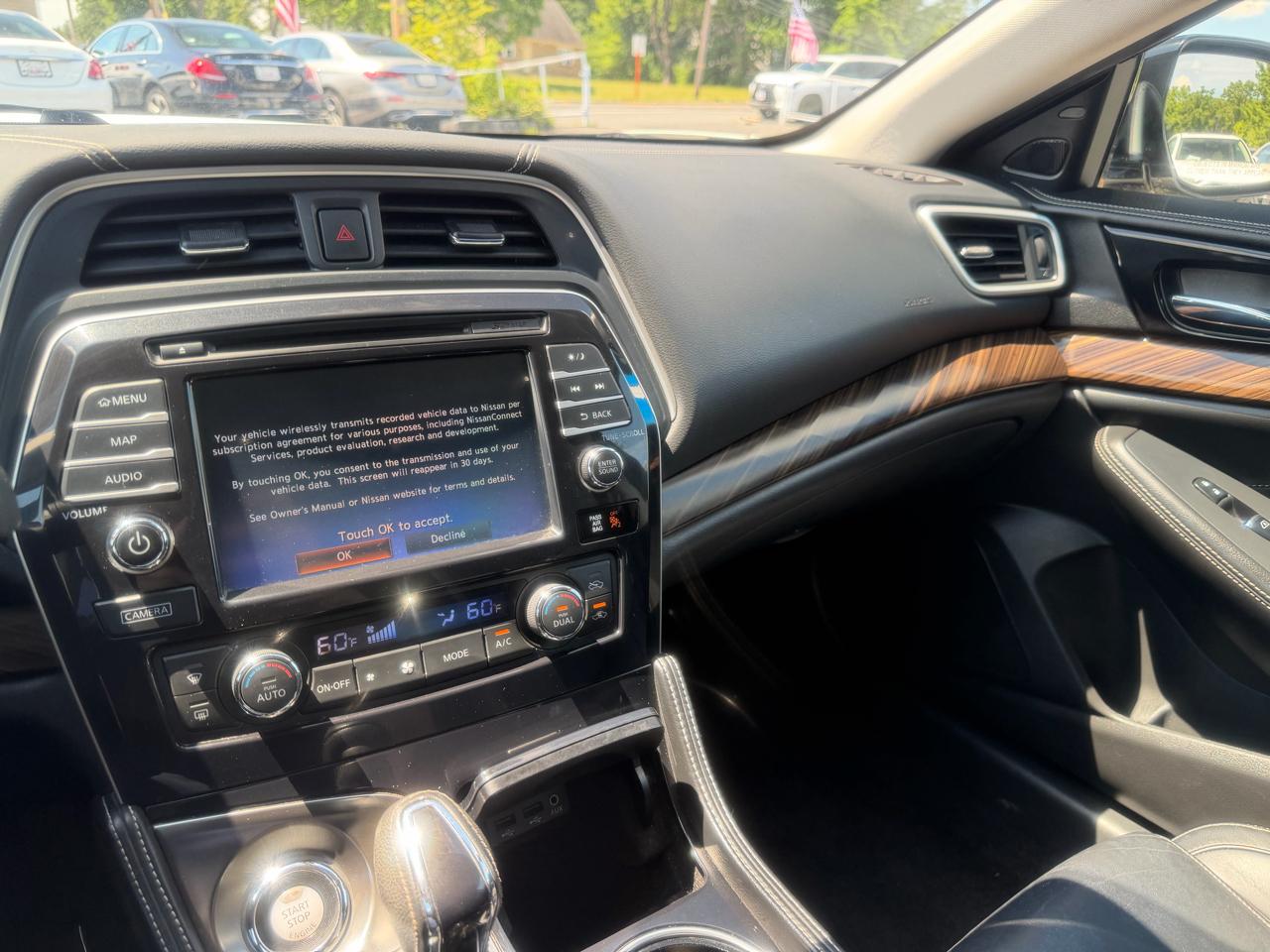 Nissan Maxima  2016