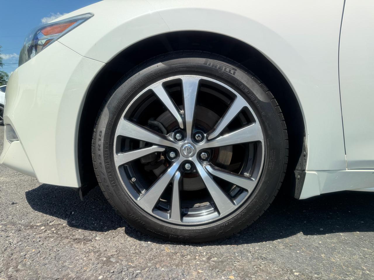 Nissan Maxima  2016