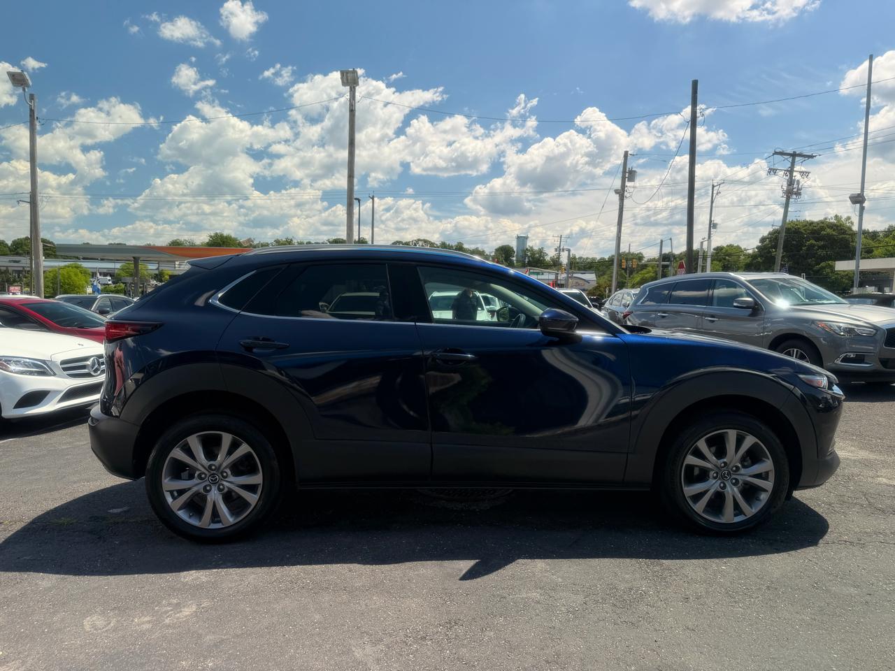 Mazda CX-30  2020