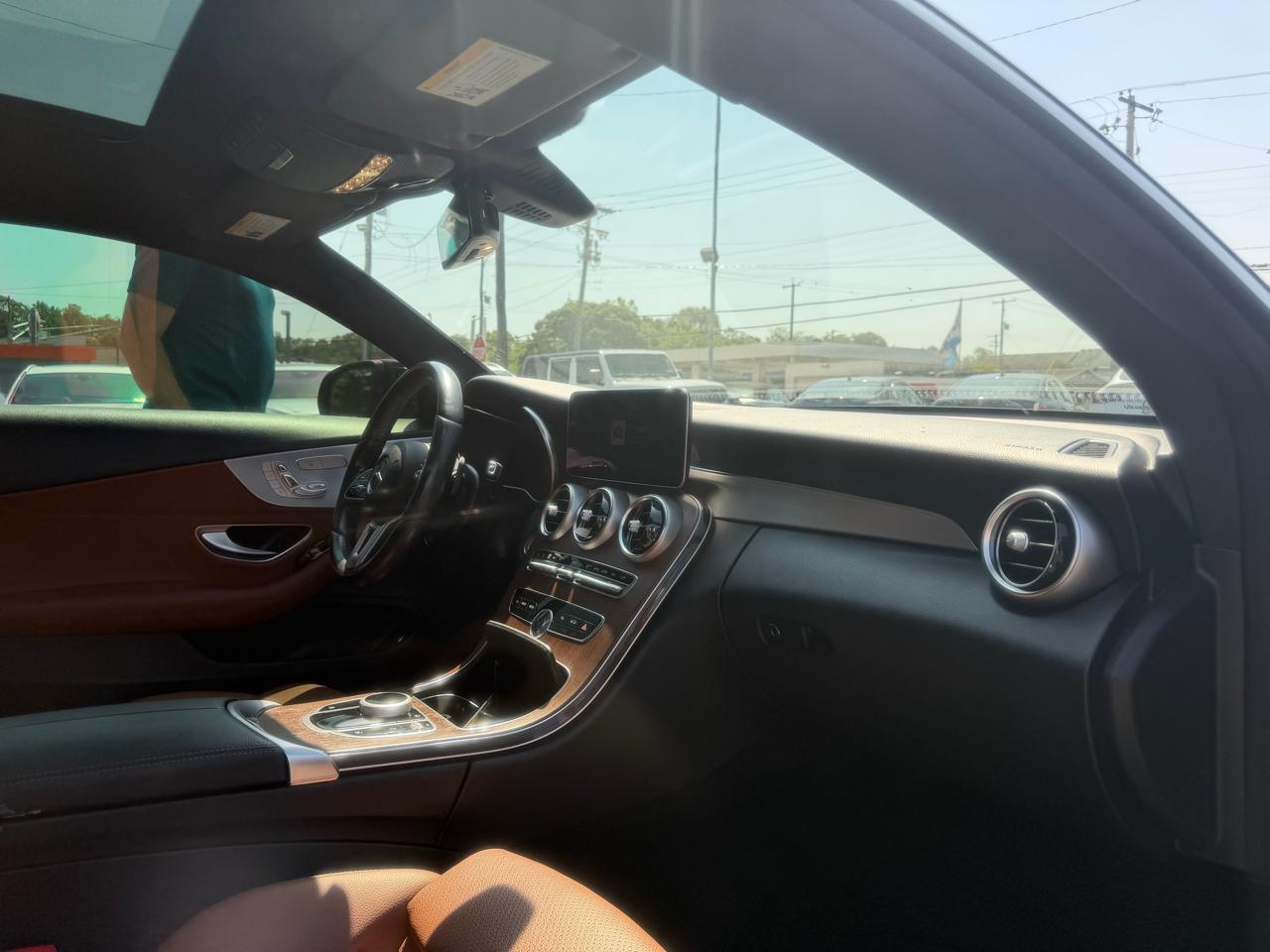 Mercedes-Benz C-Class  2021